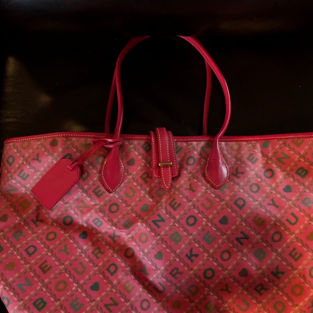 dooney and bourke travel bag